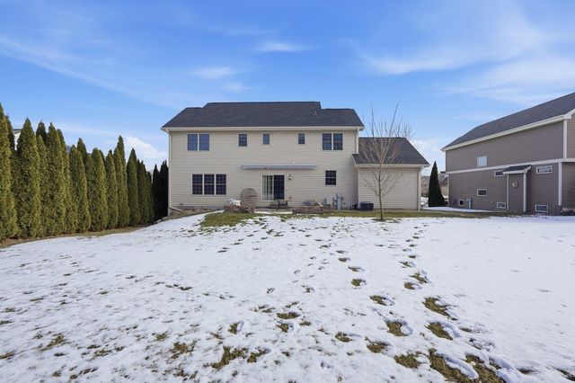 387 Liberty Park Drive, Oregon, WI 53575