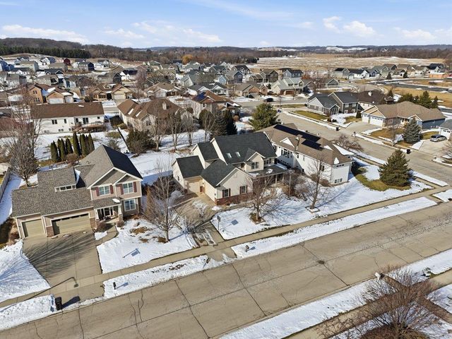 387 Liberty Park Drive, Oregon, WI 53575