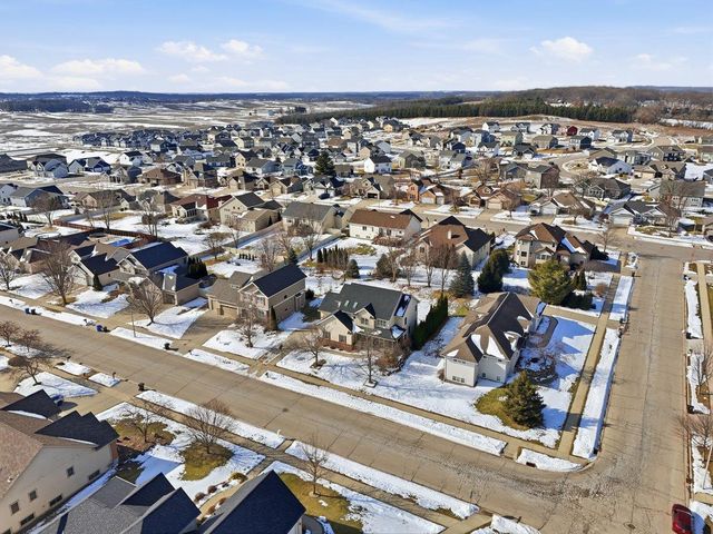 387 Liberty Park Drive, Oregon, WI 53575