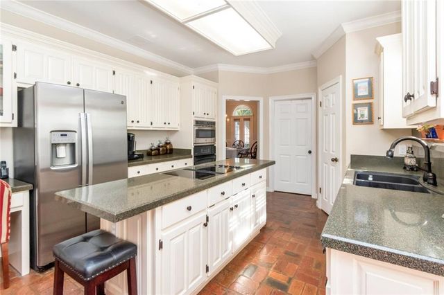 5708 Oakleigh Trace Court, Mobile, AL 36693