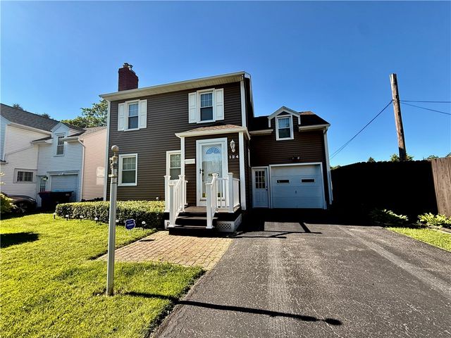 124 Gilbert Drive, Irondequoit, NY 14609