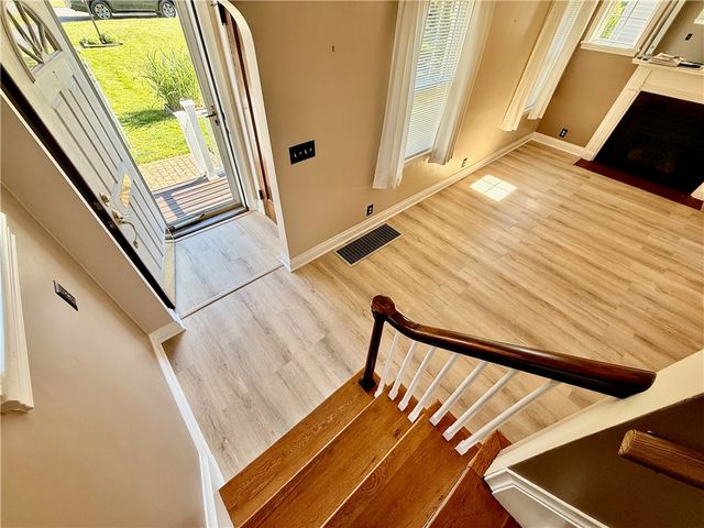 124 Gilbert Drive, Irondequoit, NY 14609