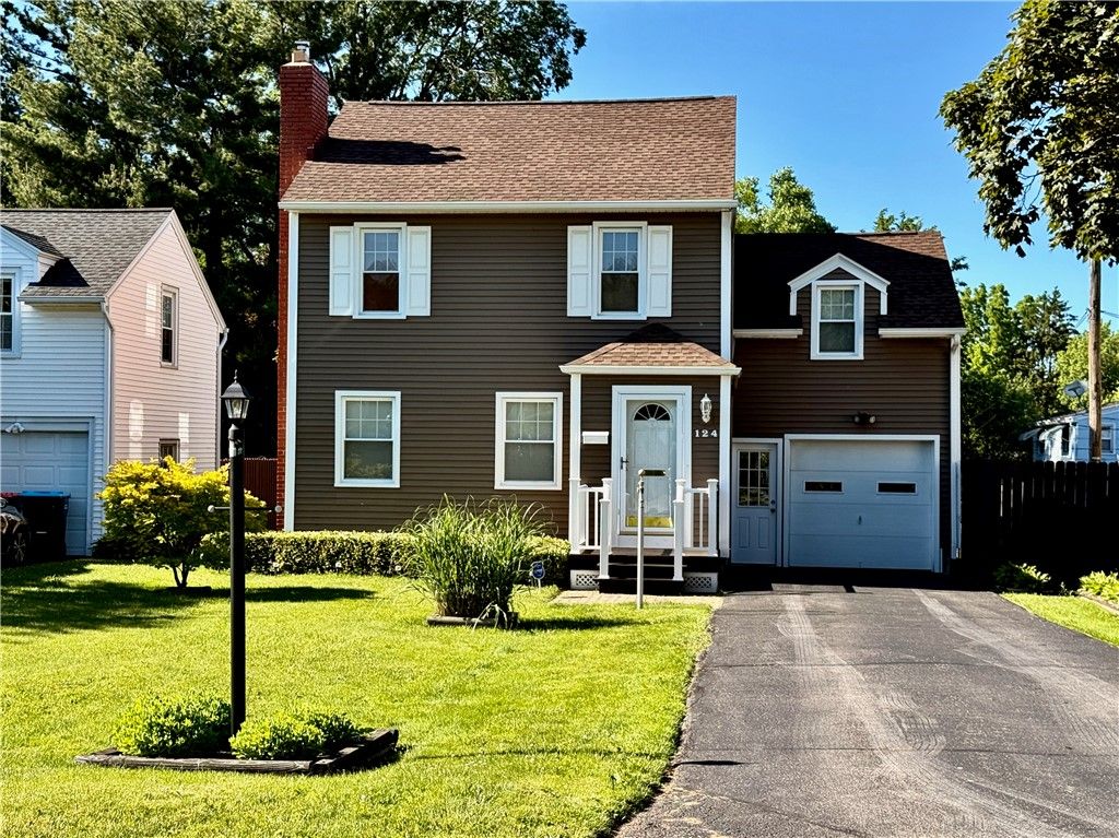 124 Gilbert Drive, Irondequoit, NY 14609