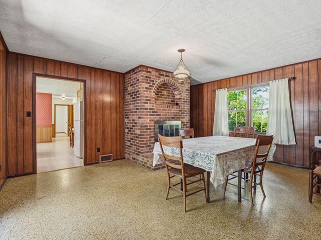 1115 Robin Ridge RD, Rocky Mount, VA 24151