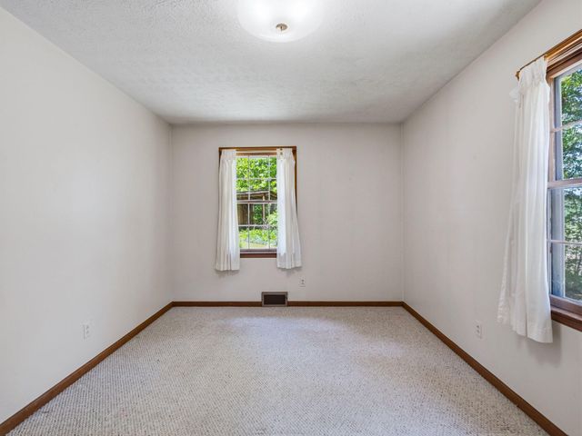 1115 Robin Ridge RD, Rocky Mount, VA 24151