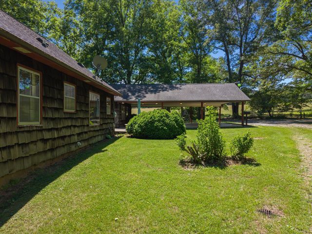 1115 Robin Ridge RD, Rocky Mount, VA 24151