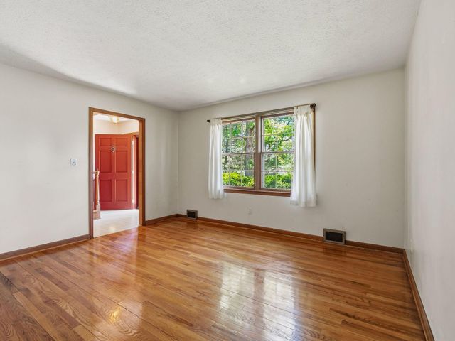 1115 Robin Ridge RD, Rocky Mount, VA 24151