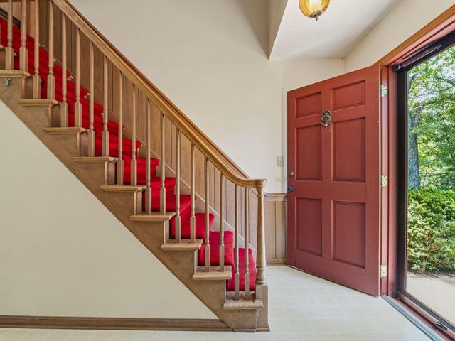 1115 Robin Ridge RD, Rocky Mount, VA 24151