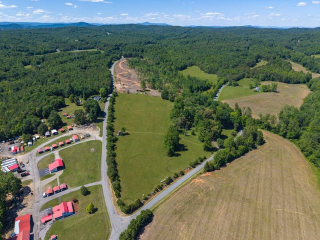 1115 Robin Ridge RD, Rocky Mount, VA 24151
