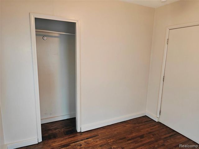 11667 Syracuse Street, Taylor, MI 48180