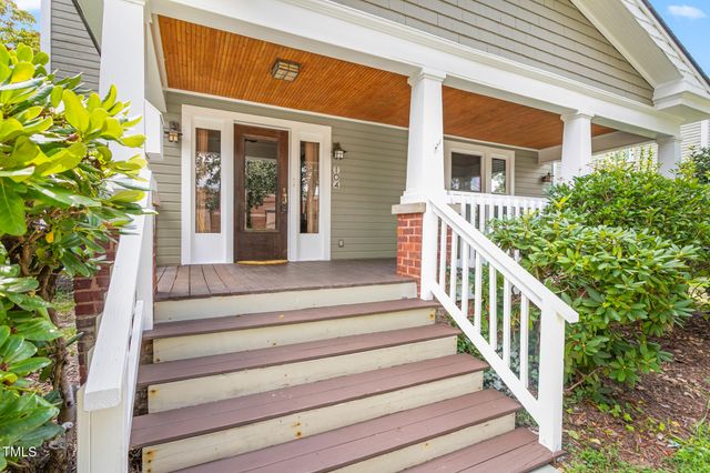 104 E Wilson Street, Mebane, NC 27302