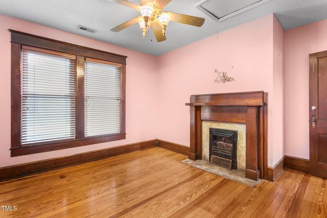 104 E Wilson Street, Mebane, NC 27302