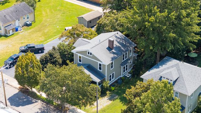 104 E Wilson Street, Mebane, NC 27302