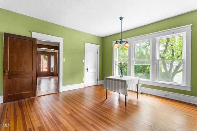 104 E Wilson Street, Mebane, NC 27302