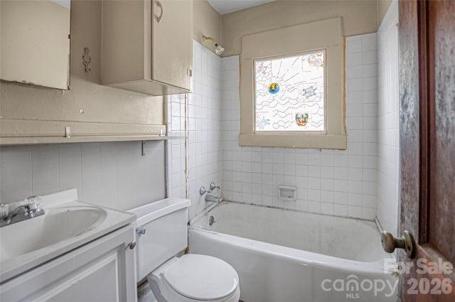 120 W Steele Street, Salisbury, NC 28144