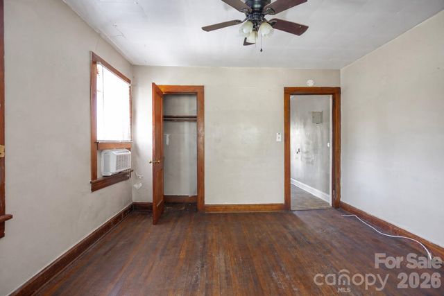 120 W Steele Street, Salisbury, NC 28144