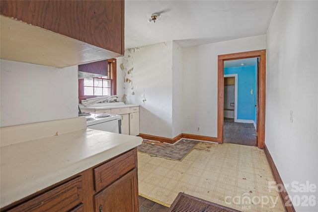 120 W Steele Street, Salisbury, NC 28144