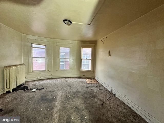 30 W FIRST ST W, Cumberland, MD 21502