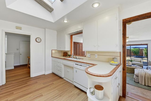 4450 Moddison Ave, Sacramento, CA 95819