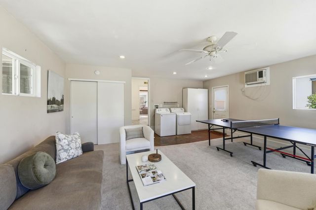 4450 Moddison Ave, Sacramento, CA 95819