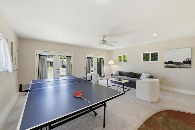 4450 Moddison Ave, Sacramento, CA 95819