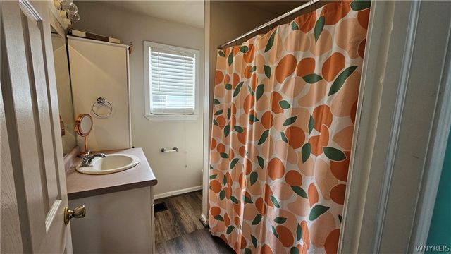 124 Harvey Avenue, Lockport City, NY 14094
