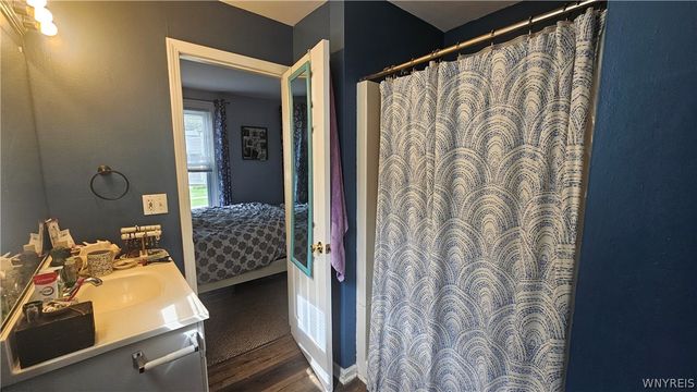 124 Harvey Avenue, Lockport City, NY 14094