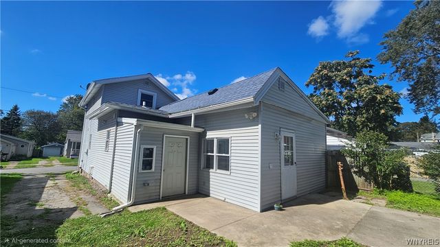 124 Harvey Avenue, Lockport City, NY 14094