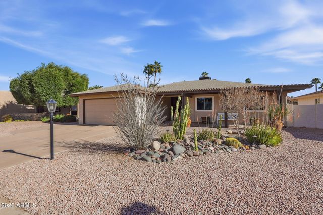 26429 S GREENCASTLE Drive, Sun Lakes, AZ 85248