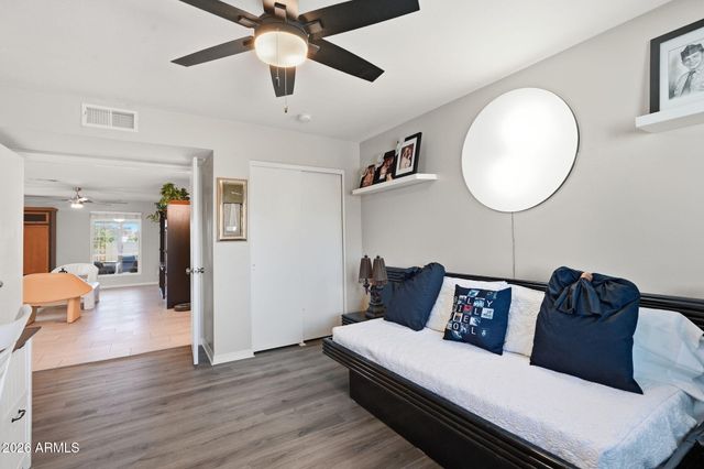 26429 S GREENCASTLE Drive, Sun Lakes, AZ 85248