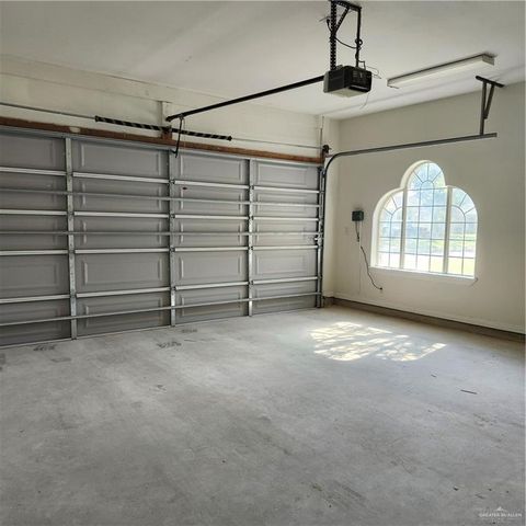 2914 Chateau Street, Edinburg, TX 78539