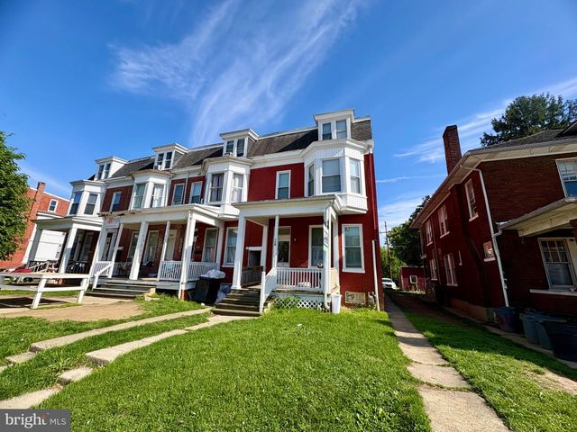 306 W JACKSON ST, York, PA 17401