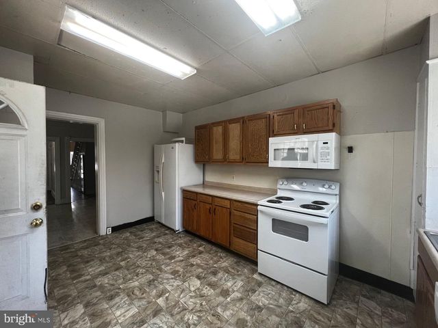 306 W JACKSON ST, York, PA 17401