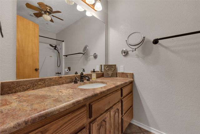2321 County Road 2360, Decatur, TX 76234