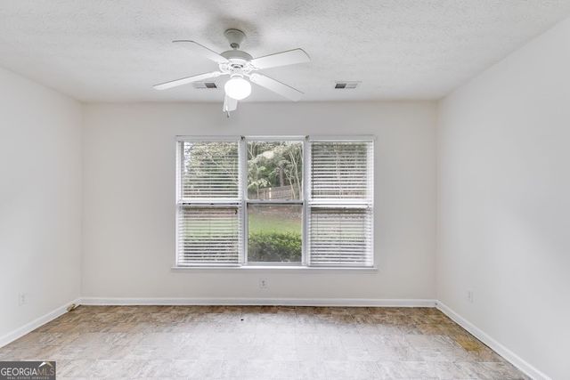 5501 Somer Ridge Court, Douglasville, GA 30134