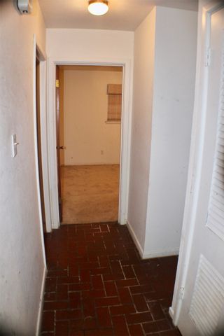 1725 Holt Street, Fort Worth, TX 76103