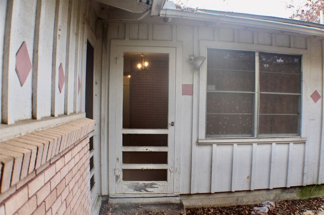 1725 Holt Street, Fort Worth, TX 76103