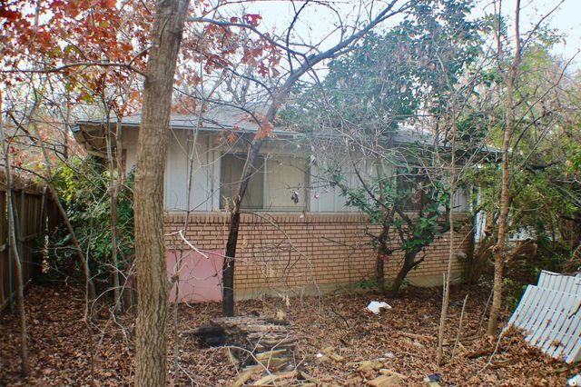 1725 Holt Street, Fort Worth, TX 76103