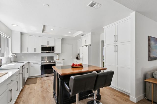 5136 Vista Del Oro Way, Fair Oaks, CA 95628