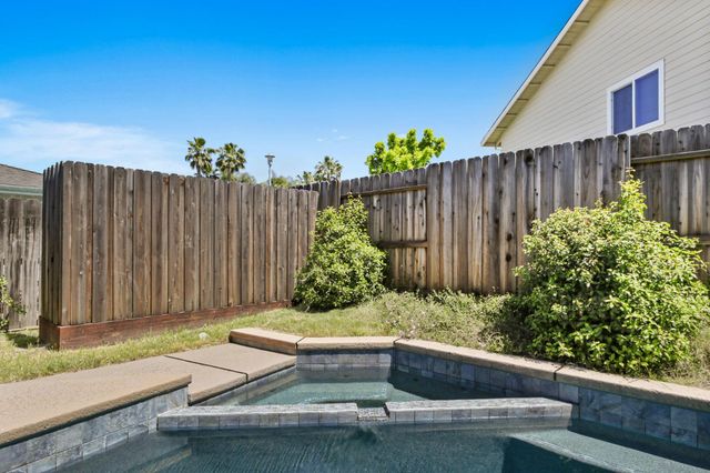 5136 Vista Del Oro Way, Fair Oaks, CA 95628