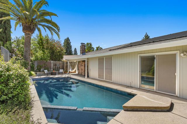 5136 Vista Del Oro Way, Fair Oaks, CA 95628