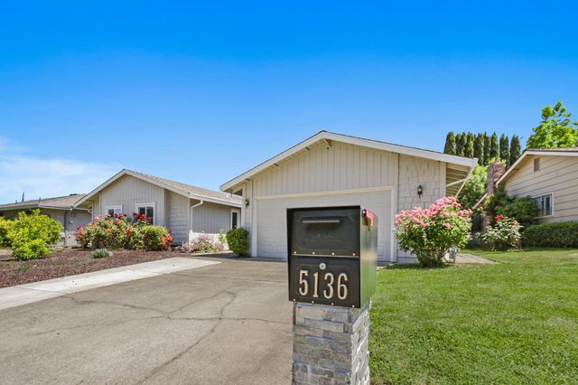 5136 Vista Del Oro Way, Fair Oaks, CA 95628