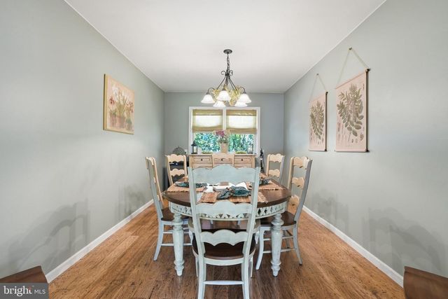 17 DERSTINE RD, Hatfield, PA 19440