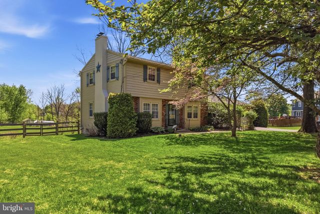 17 DERSTINE RD, Hatfield, PA 19440