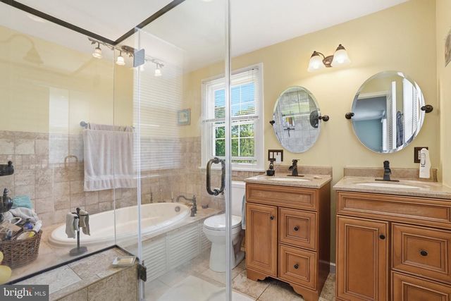 17 DERSTINE RD, Hatfield, PA 19440