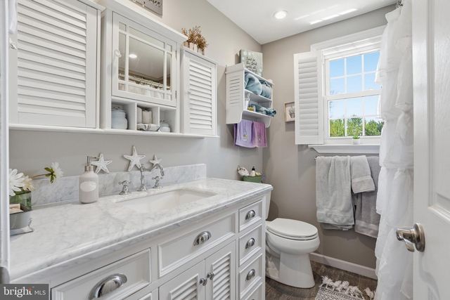 17 DERSTINE RD, Hatfield, PA 19440