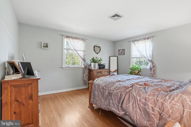 17 DERSTINE RD, Hatfield, PA 19440