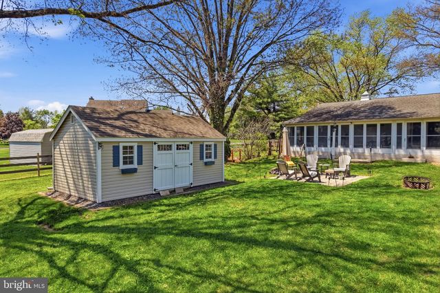 17 DERSTINE RD, Hatfield, PA 19440
