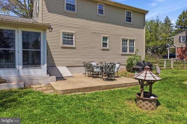 17 DERSTINE RD, Hatfield, PA 19440