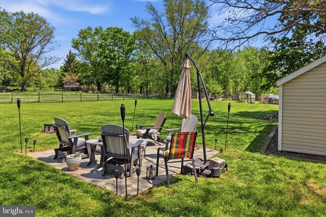 17 DERSTINE RD, Hatfield, PA 19440